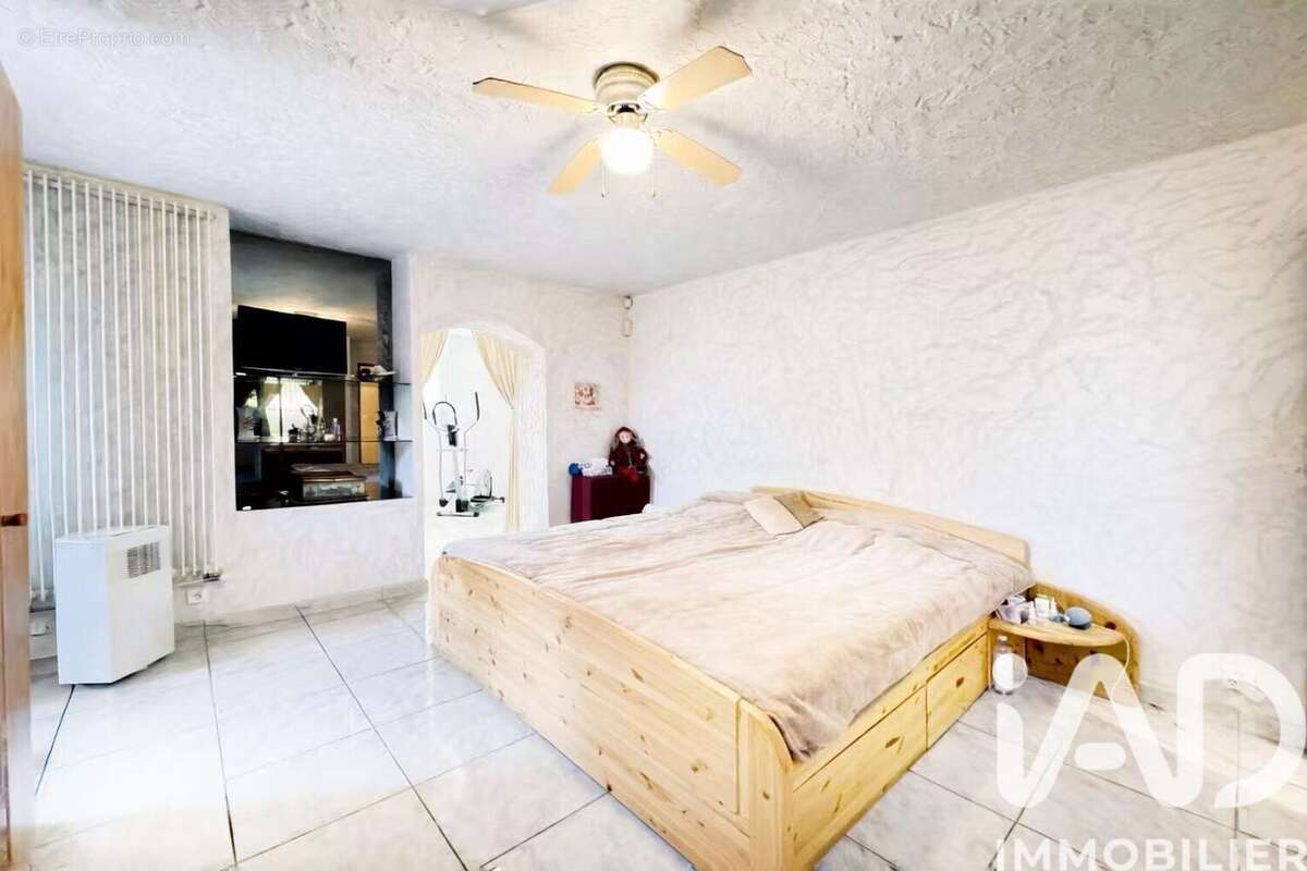 Maison 104 m² à Frejus  - photo 8