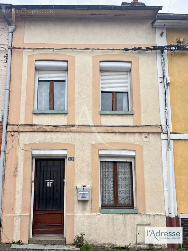 Maison à FLEURY-SUR-ANDELLE