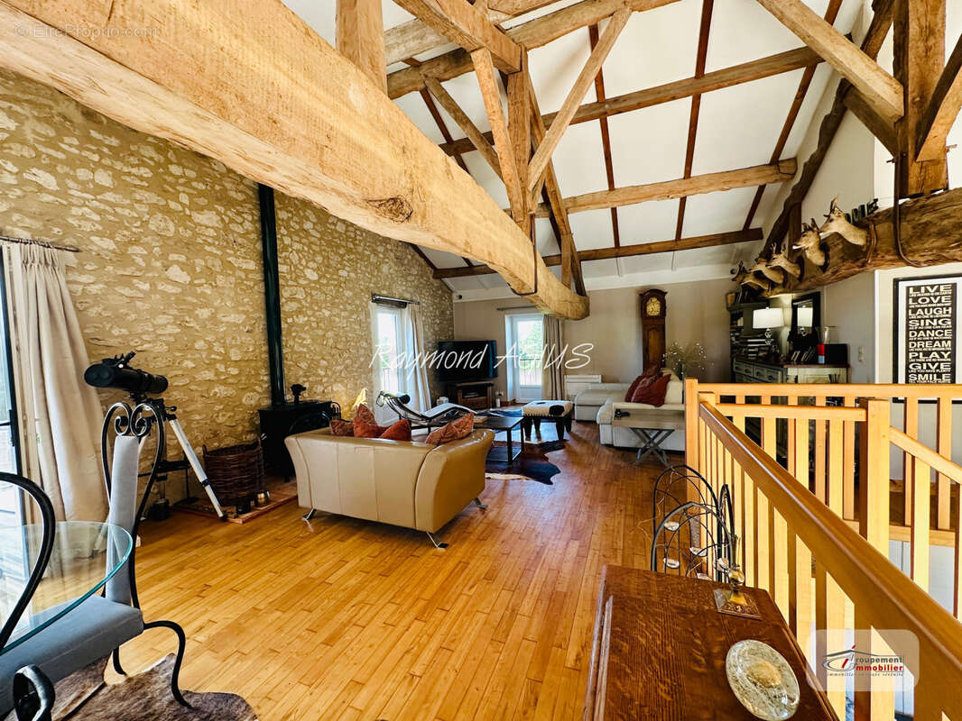 Maison à SAUSSIGNAC