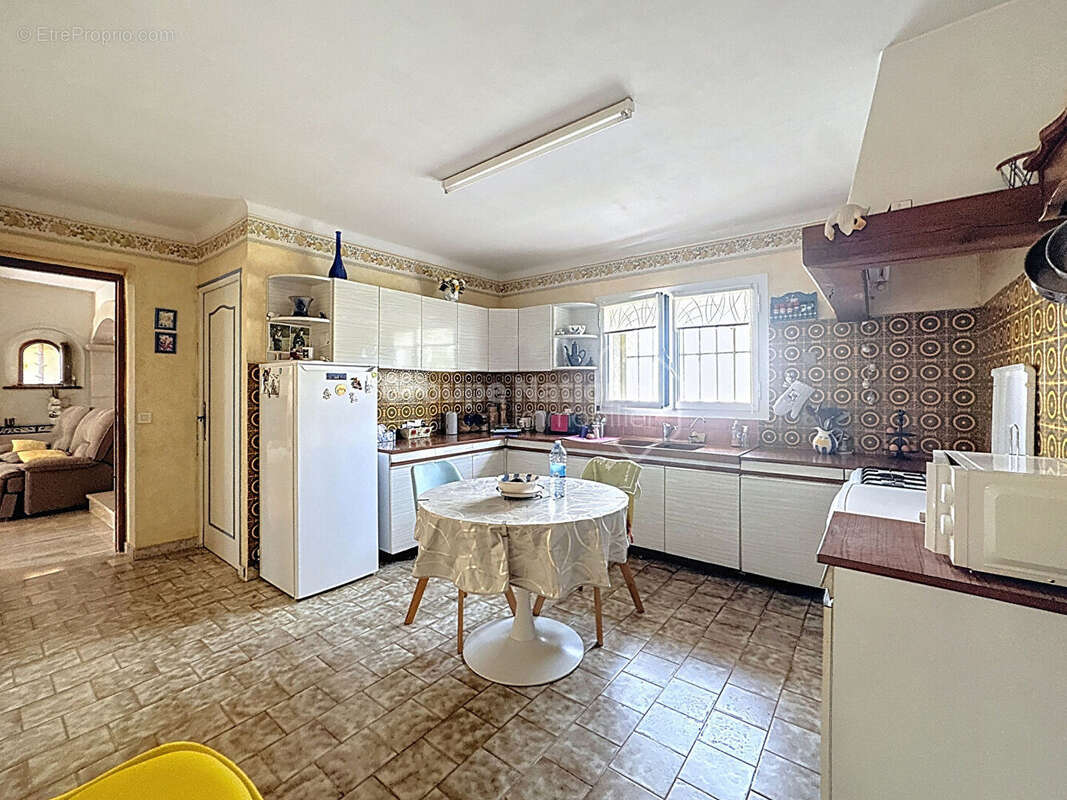 Maison à CHEVAL-BLANC