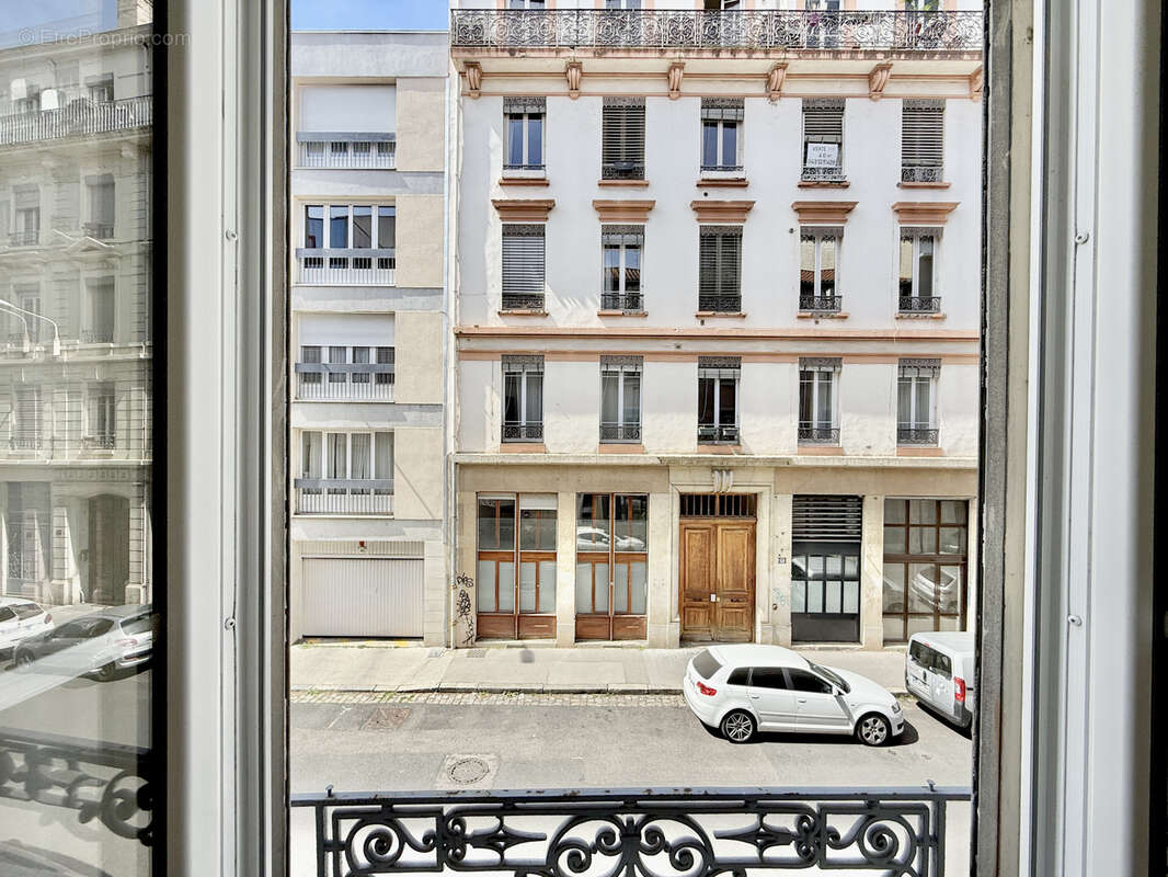 Appartement à LYON-6E