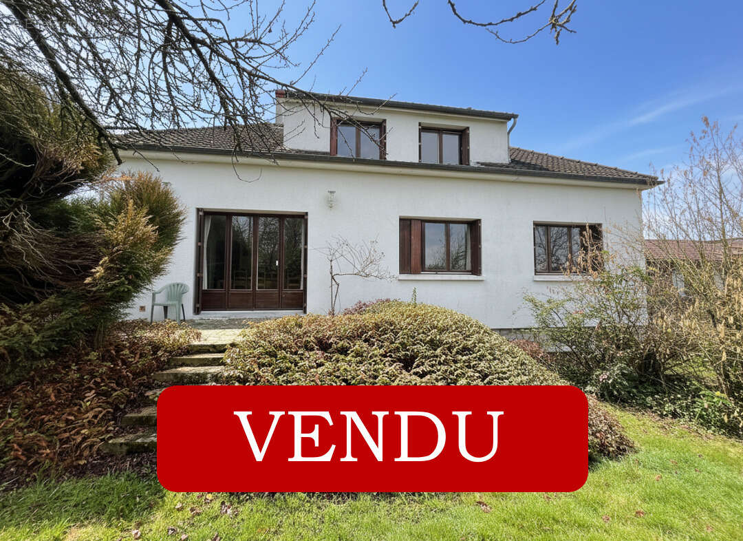 Maison à BARJOUVILLE