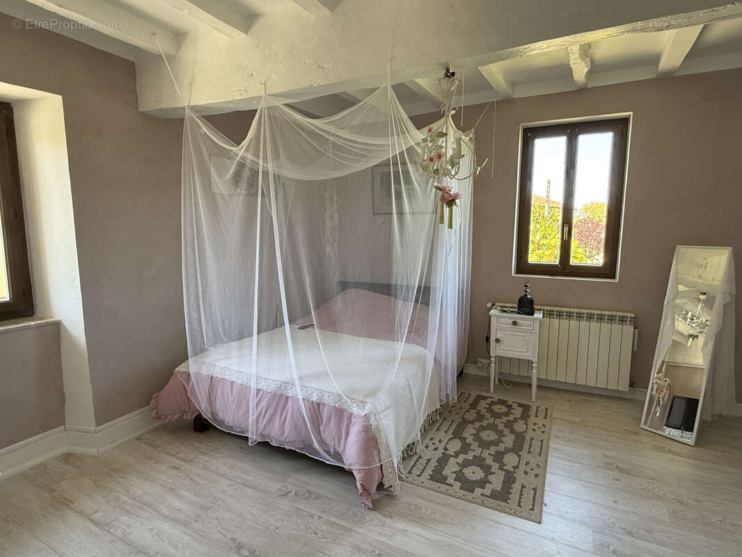 Maison à L&#039;ISLE-EN-DODON