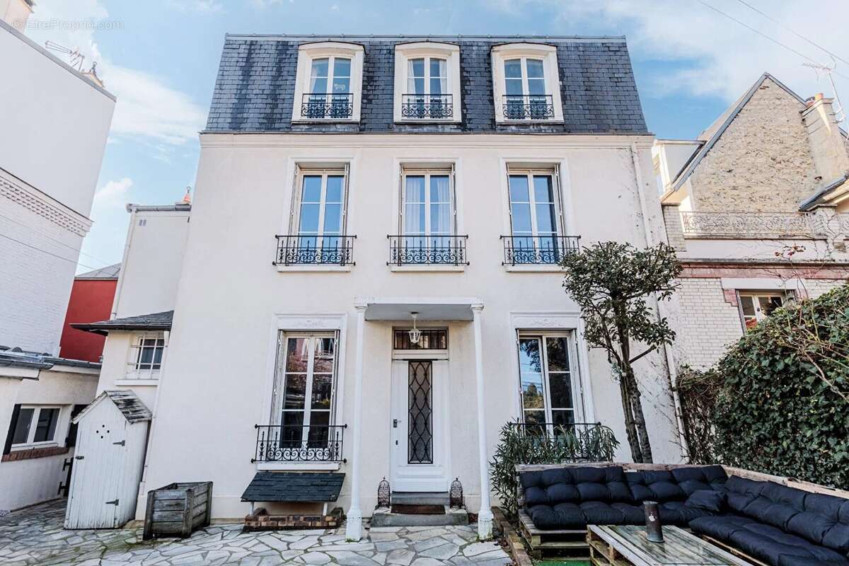 Appartement à ASNIERES-SUR-SEINE