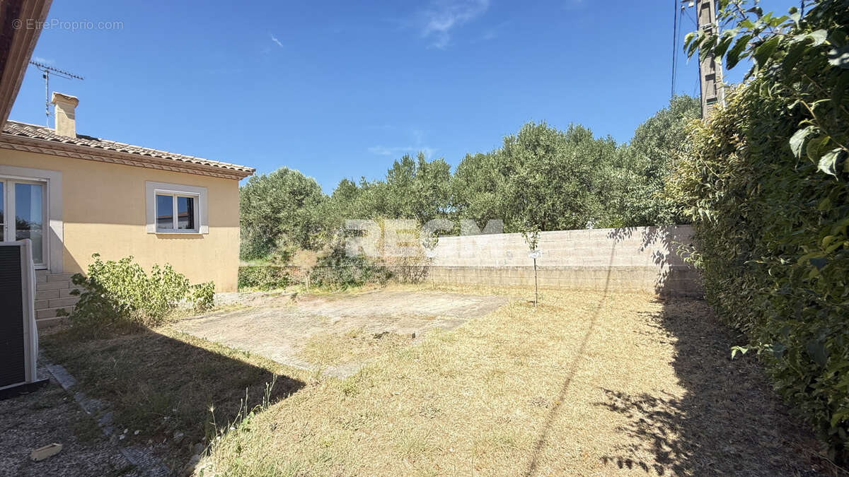 Villa de plain-pied 122 m2 sur parcelle de 1294 M2 - photo 18