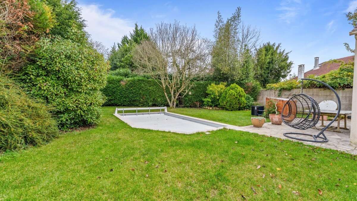 Maison à VAUCRESSON