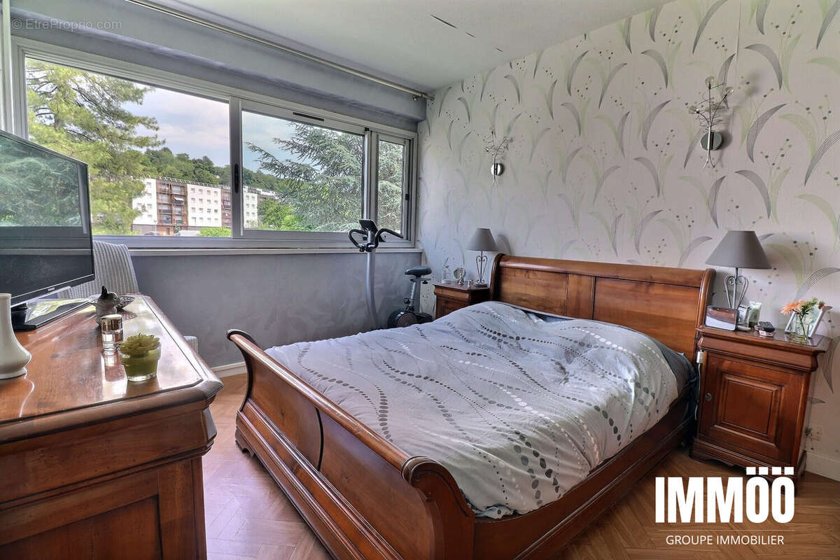 Appartement 80 m² à Deville-Les-Rouen  - photo 9