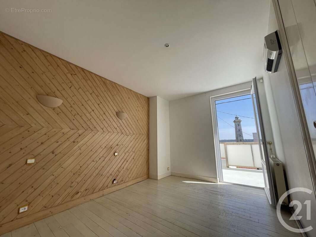 Maison à SAINT-GEORGES-DE-DIDONNE