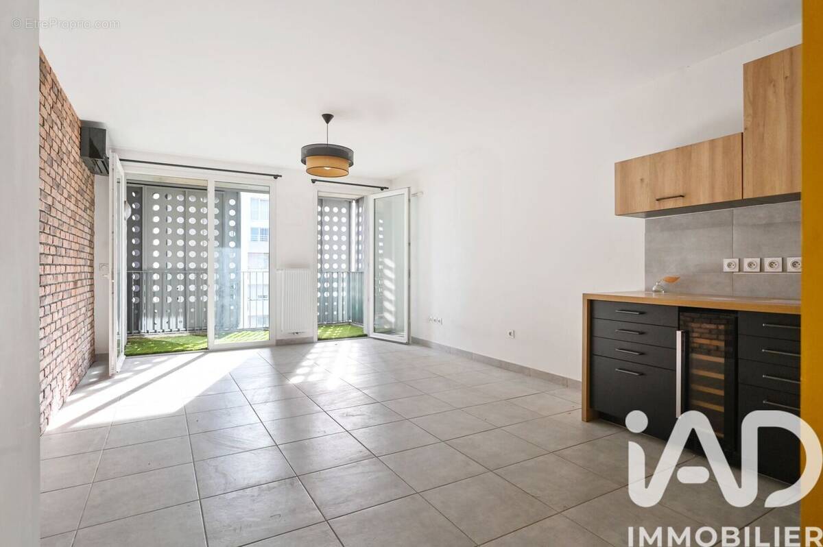 Photo 1 - Appartement à MARSEILLE-2E