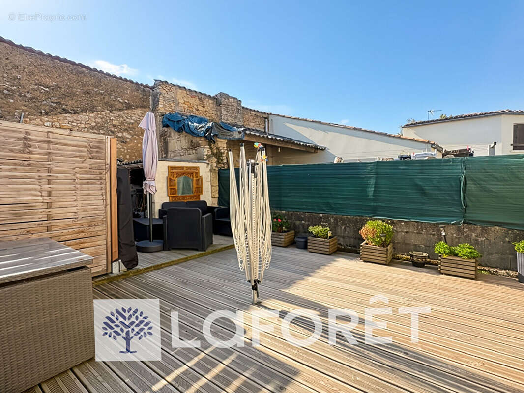 Maison à SAINT-GERMAIN-DU-SEUDRE