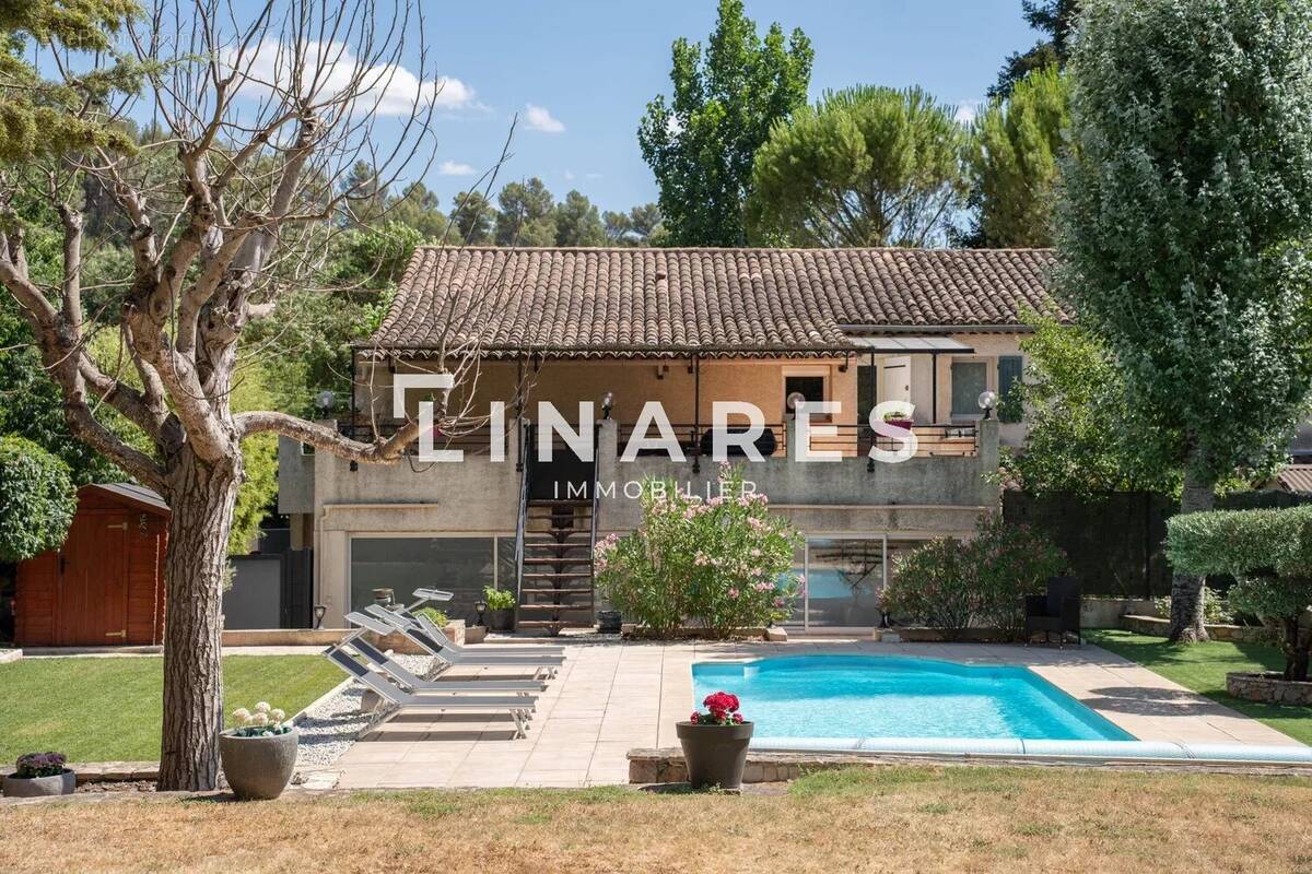 Maison à LE THOLONET