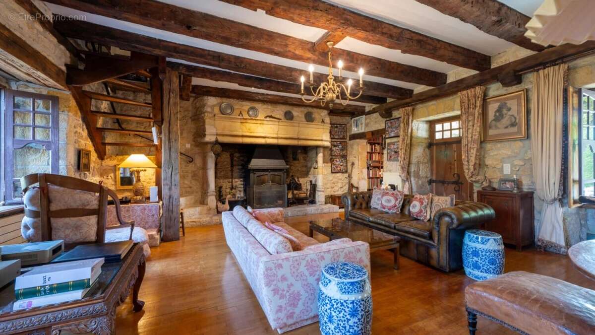 EXCLUSIVITE - Secteur Carlux - Magnifique Propriété de charme en - photo 11