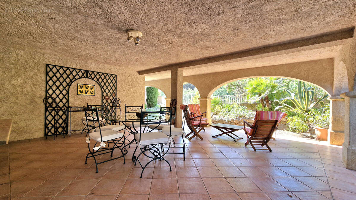 Maison à SAINTE-MAXIME