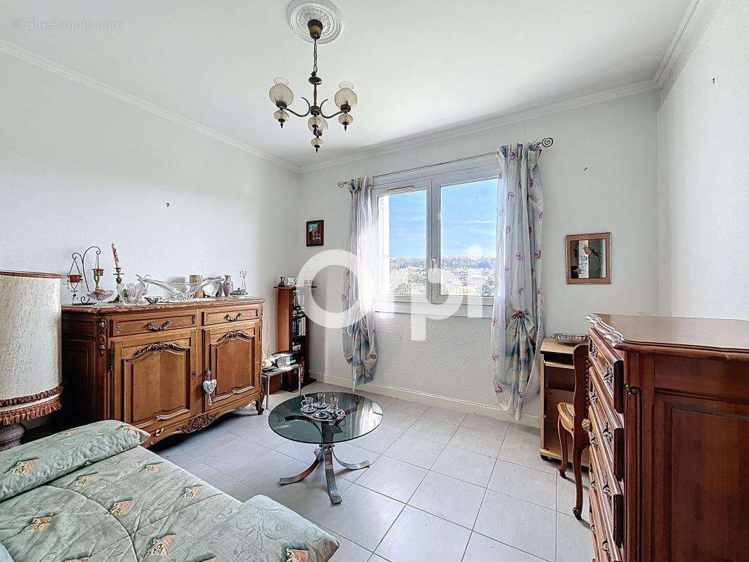Appartement à BRIVE-LA-GAILLARDE