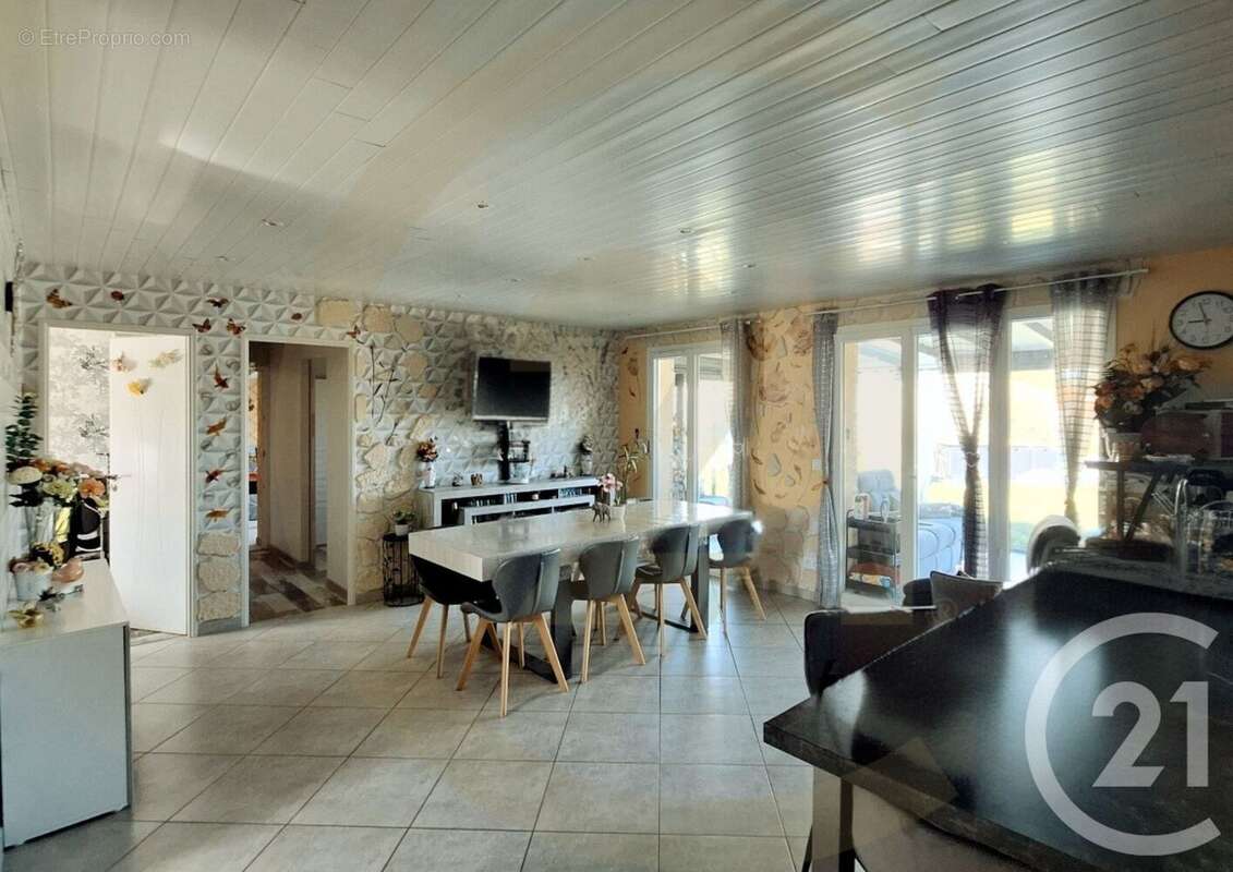 Maison à LA COTE-SAINT-ANDRE