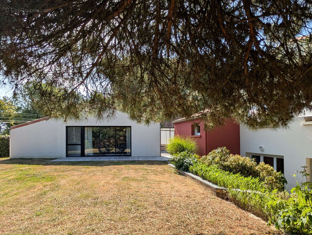 A vendre superbe Gite 277 m2  aux herbiers 950000€ FAI - photo 24