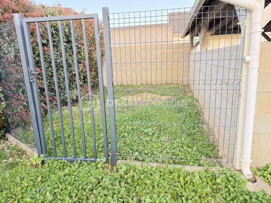 Maison à LA CHAPELLE-SAINT-URSIN