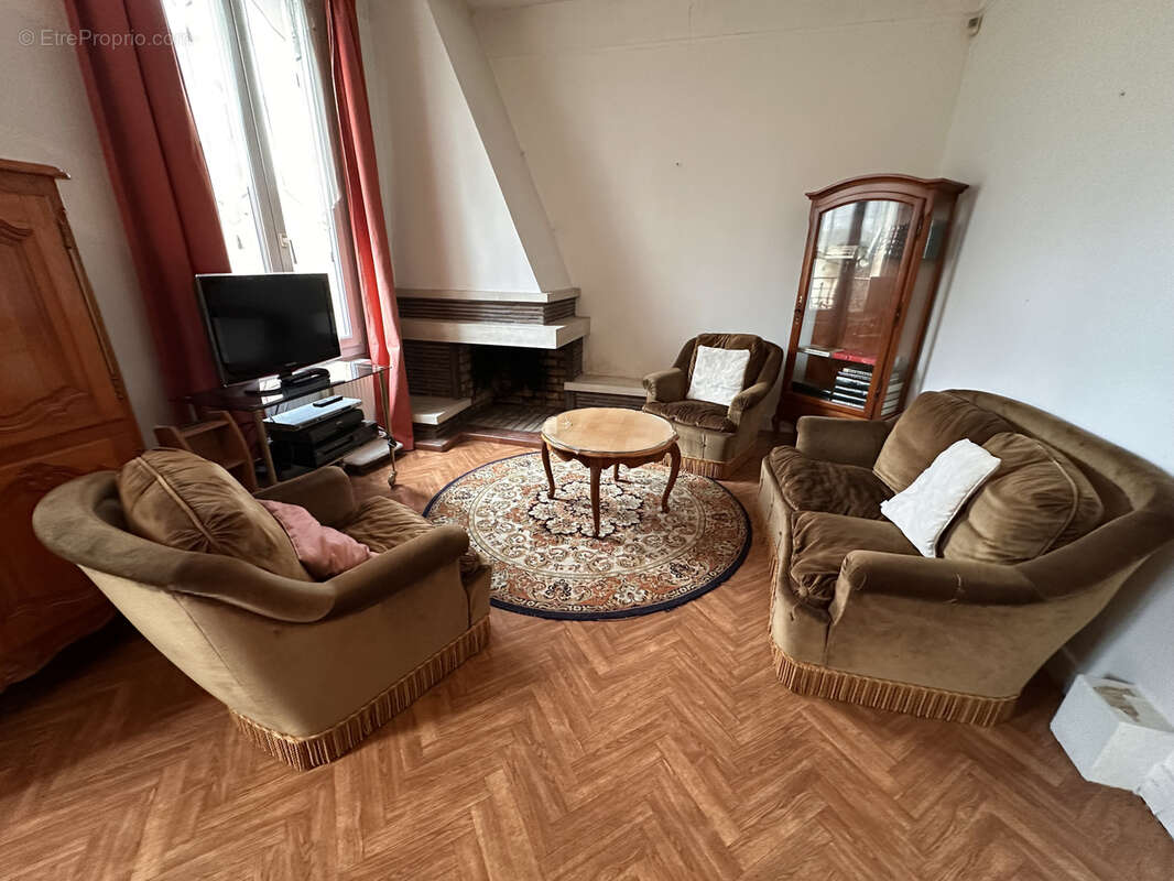 Maison à STAINS