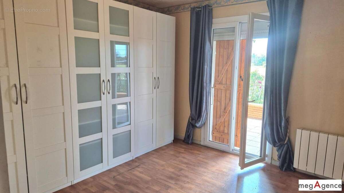 Au calme, maison avec beaucoup de potentiel - photo 5