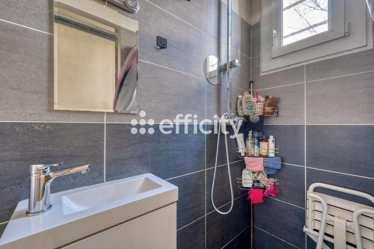 Maison à SAINT-GRATIEN