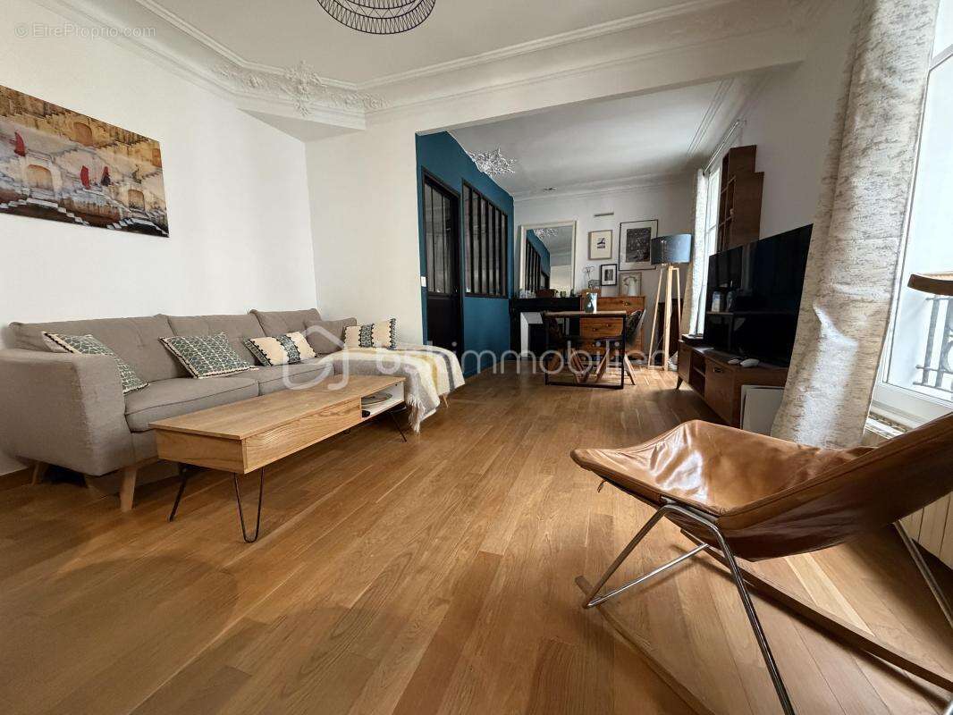 Appartement à LEVALLOIS-PERRET