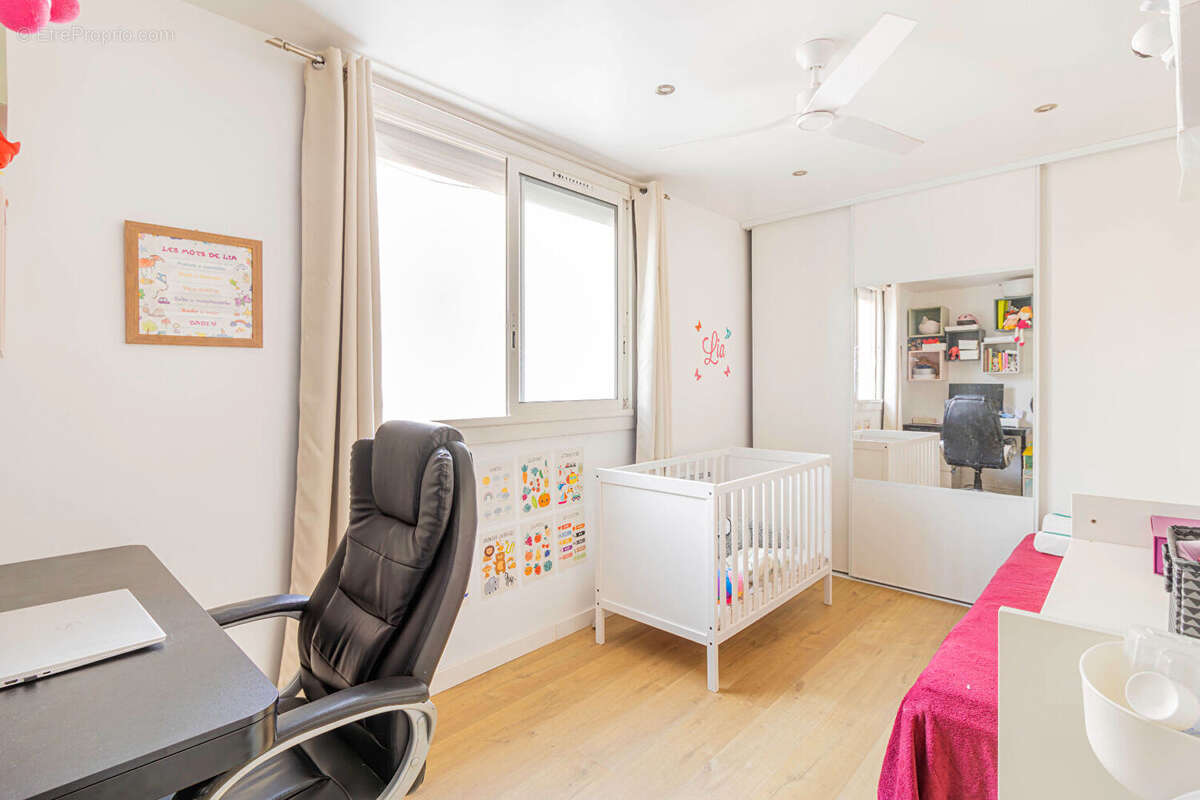 Appartement à MARSEILLE-8E