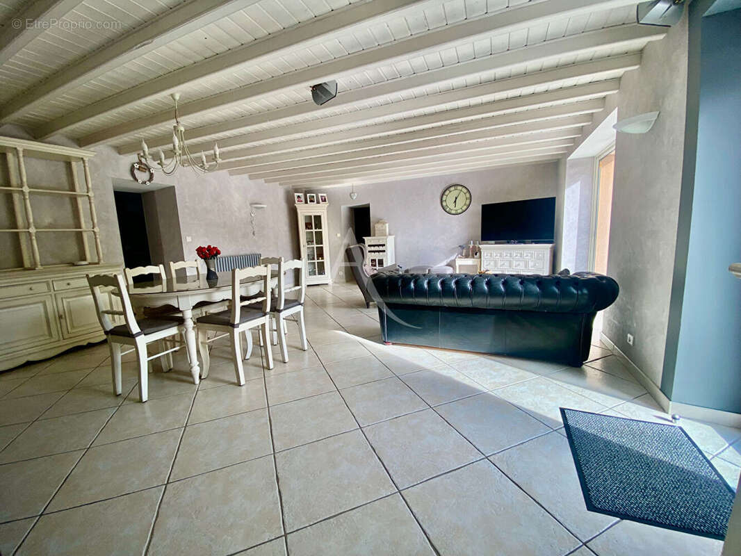 Maison à SAINT-PHILBERT-DE-GRAND-LIEU