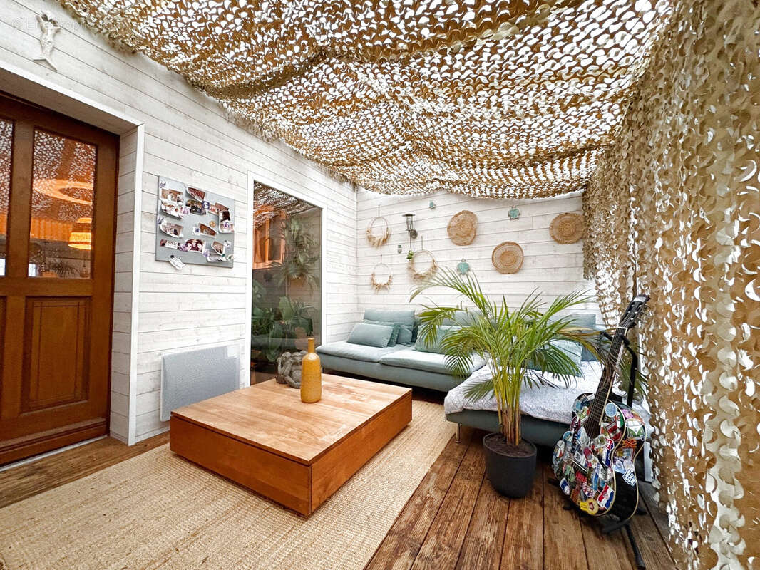 Maison à SAINT-JULIEN-DE-CONCELLES