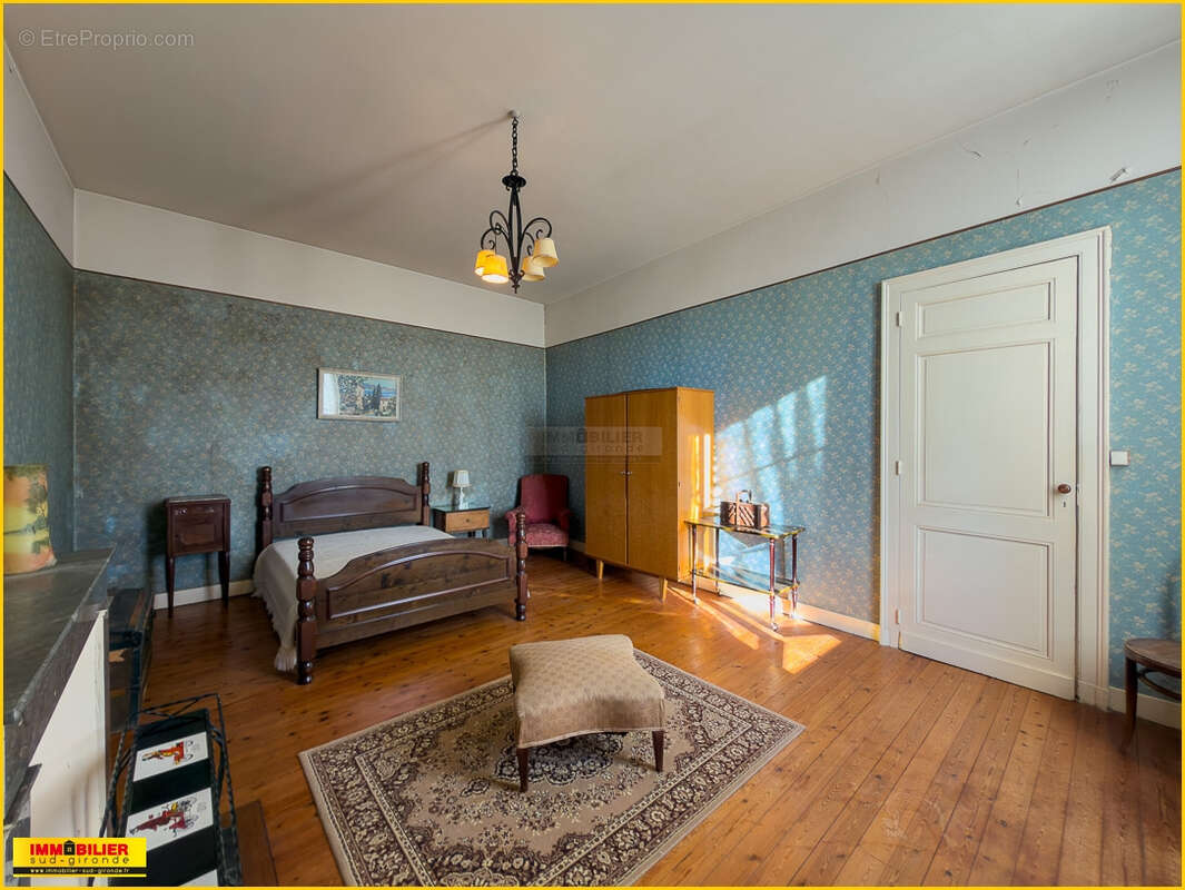 Maison à ILLATS