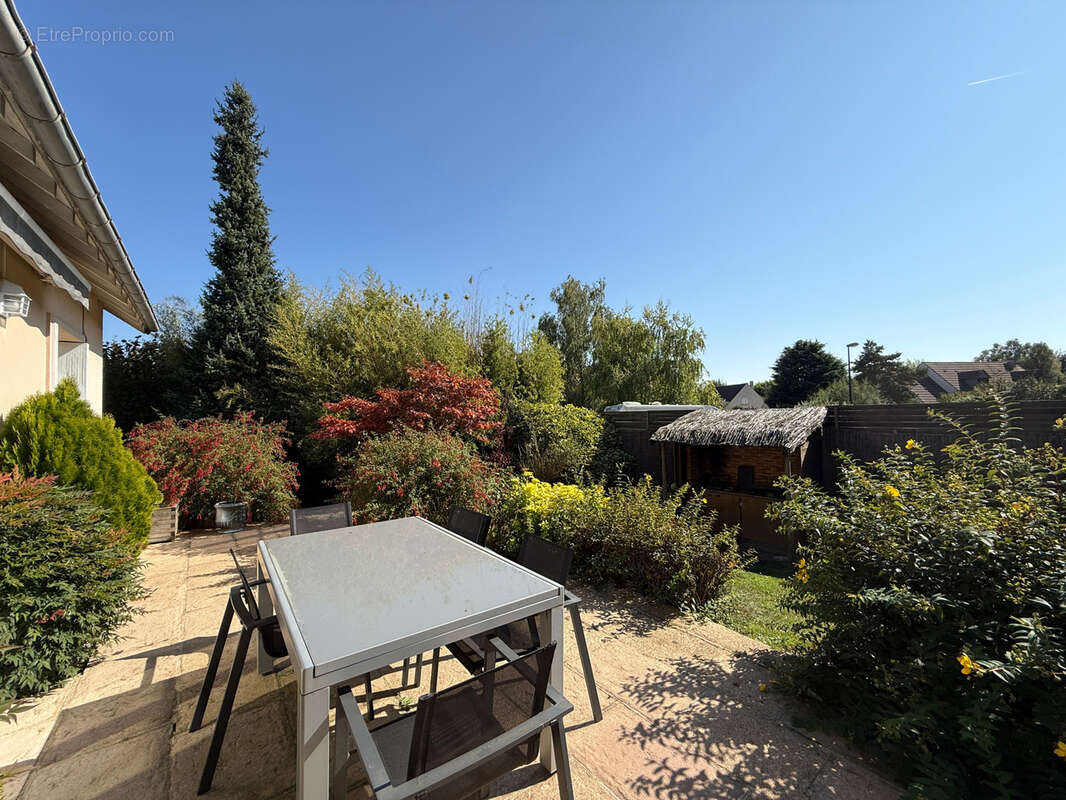 Maison à LES ALLUETS-LE-ROI