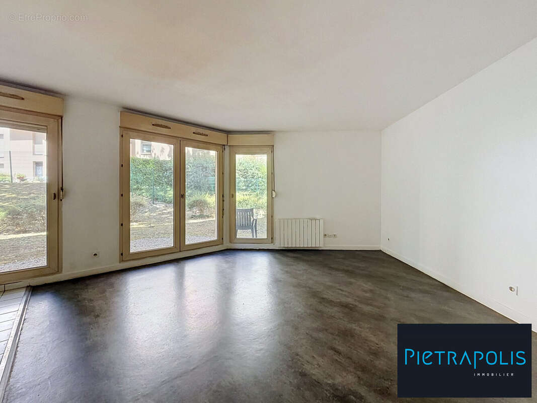 Appartement 34 m² à Dijon  - photo 2
