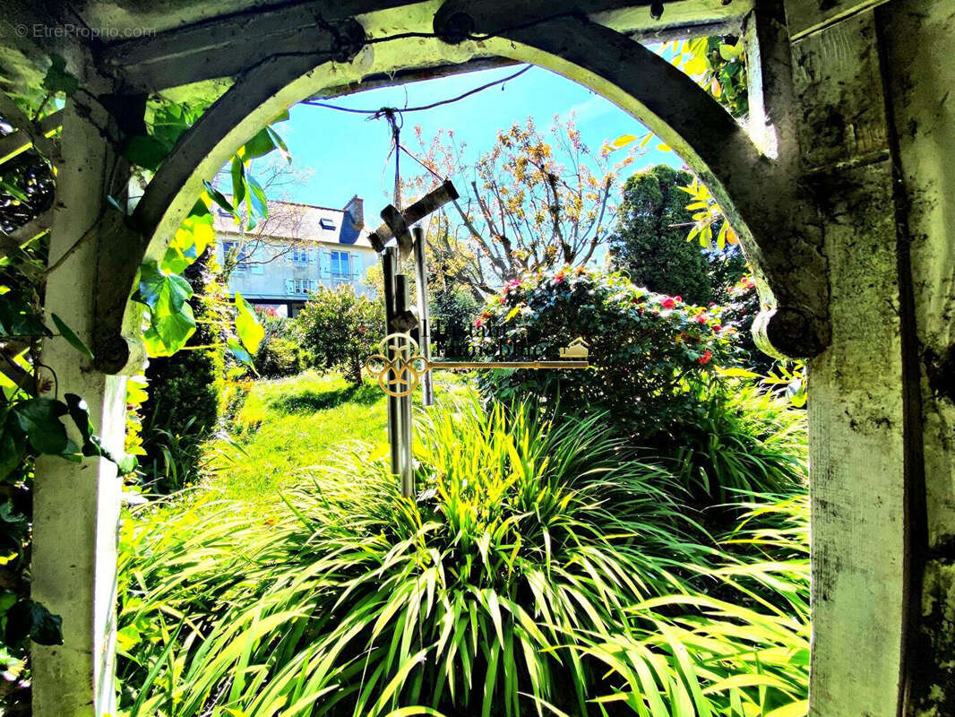 Maison à SAINT-POL-DE-LEON