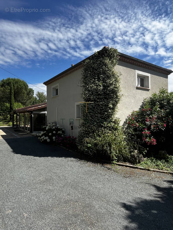 Maison à SAINT-JEAN-DE-THURAC