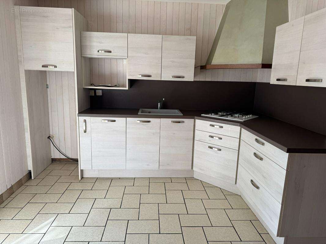 Maison à LOCMINE