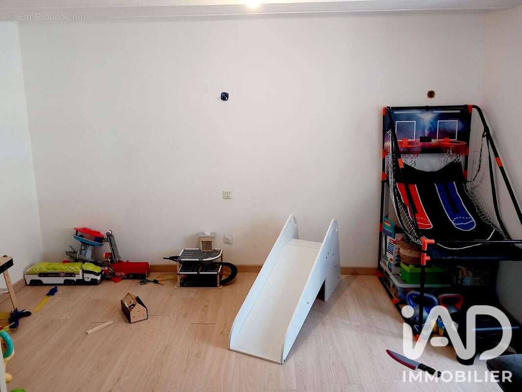 Maison 96 m² à Male  - photo 9