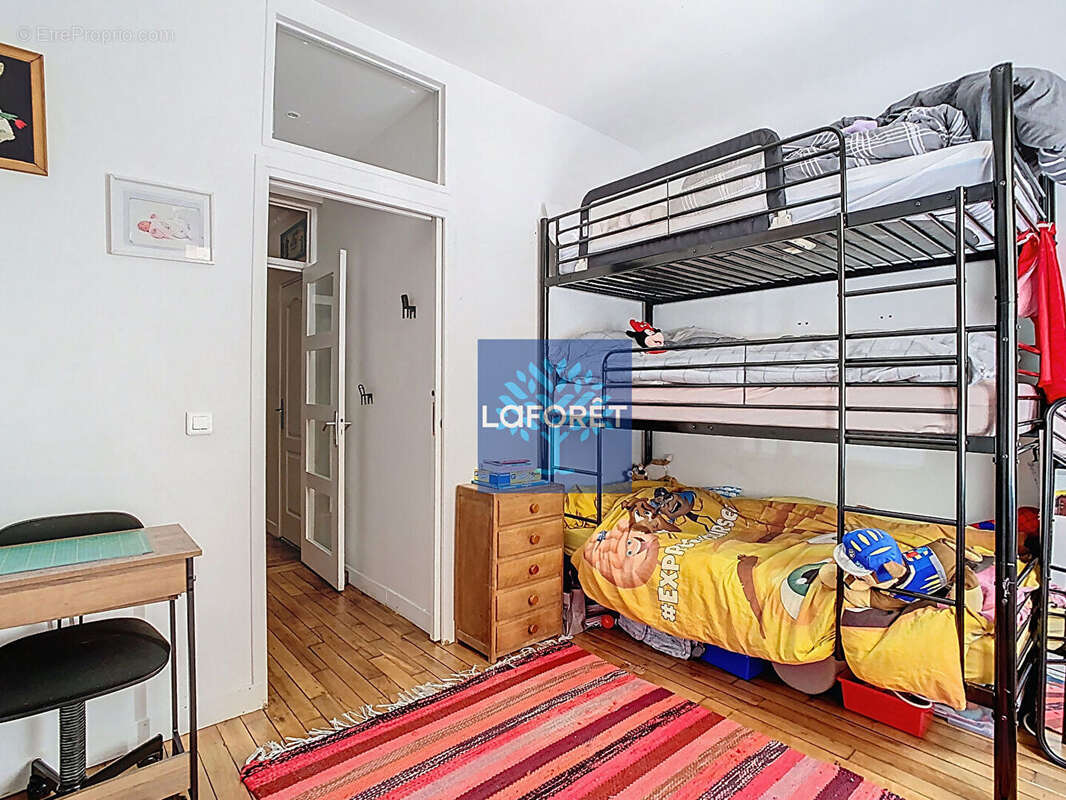 Appartement à PARIS-15E