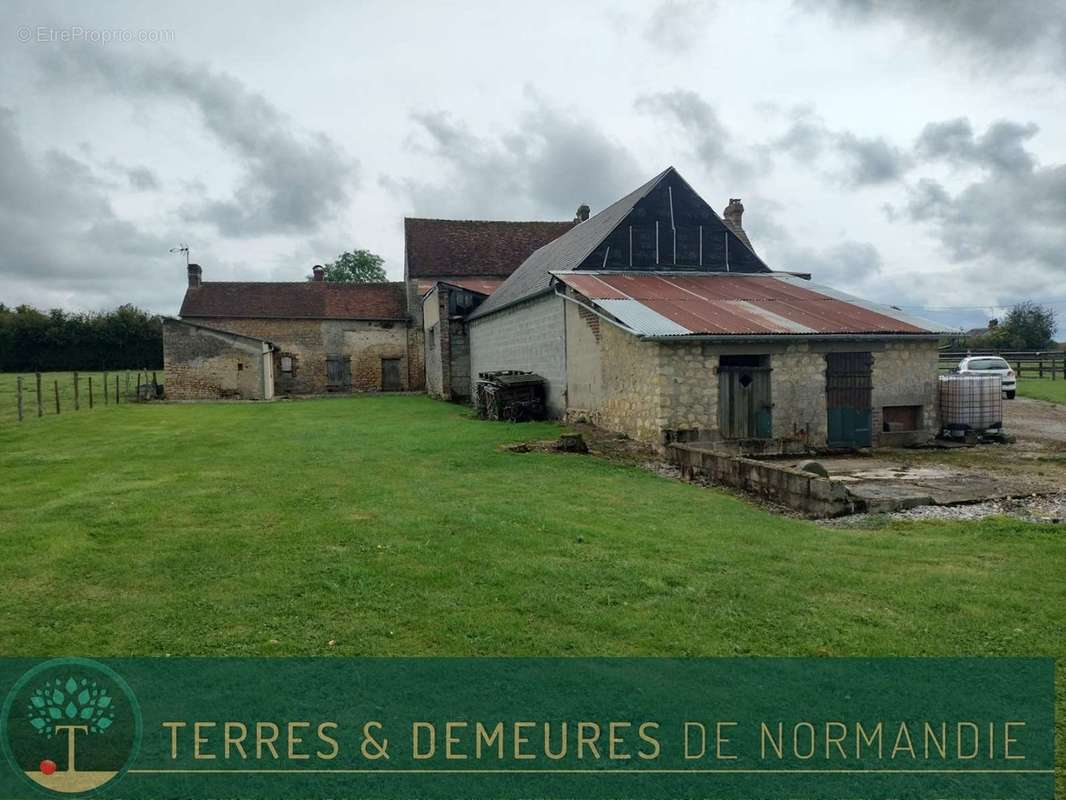 Maison à LE PIN-AU-HARAS