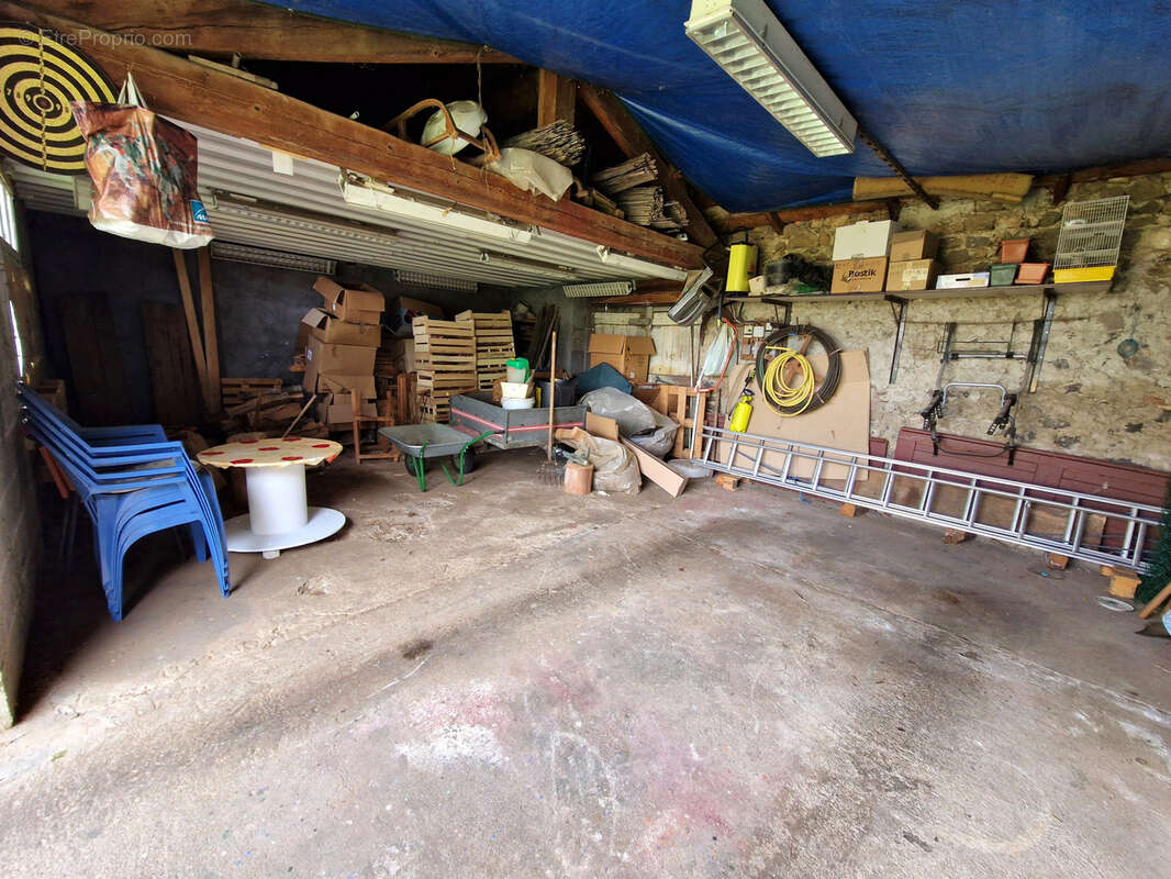 Maison à PAULHAGUET