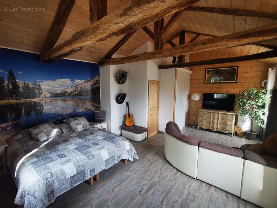 Maison à ARMOUS-ET-CAU