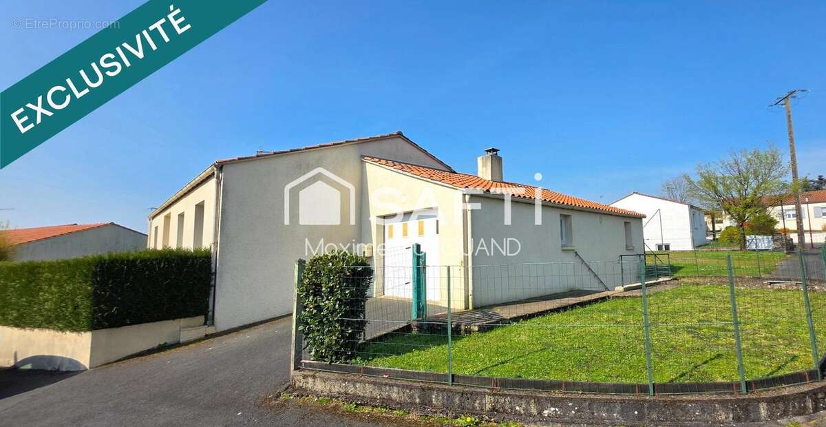 Photo 2 - Maison à MONTOURNAIS