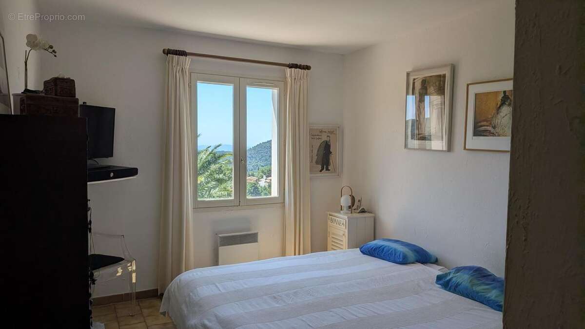 Maison de plain pied - 140m ² - photo 9