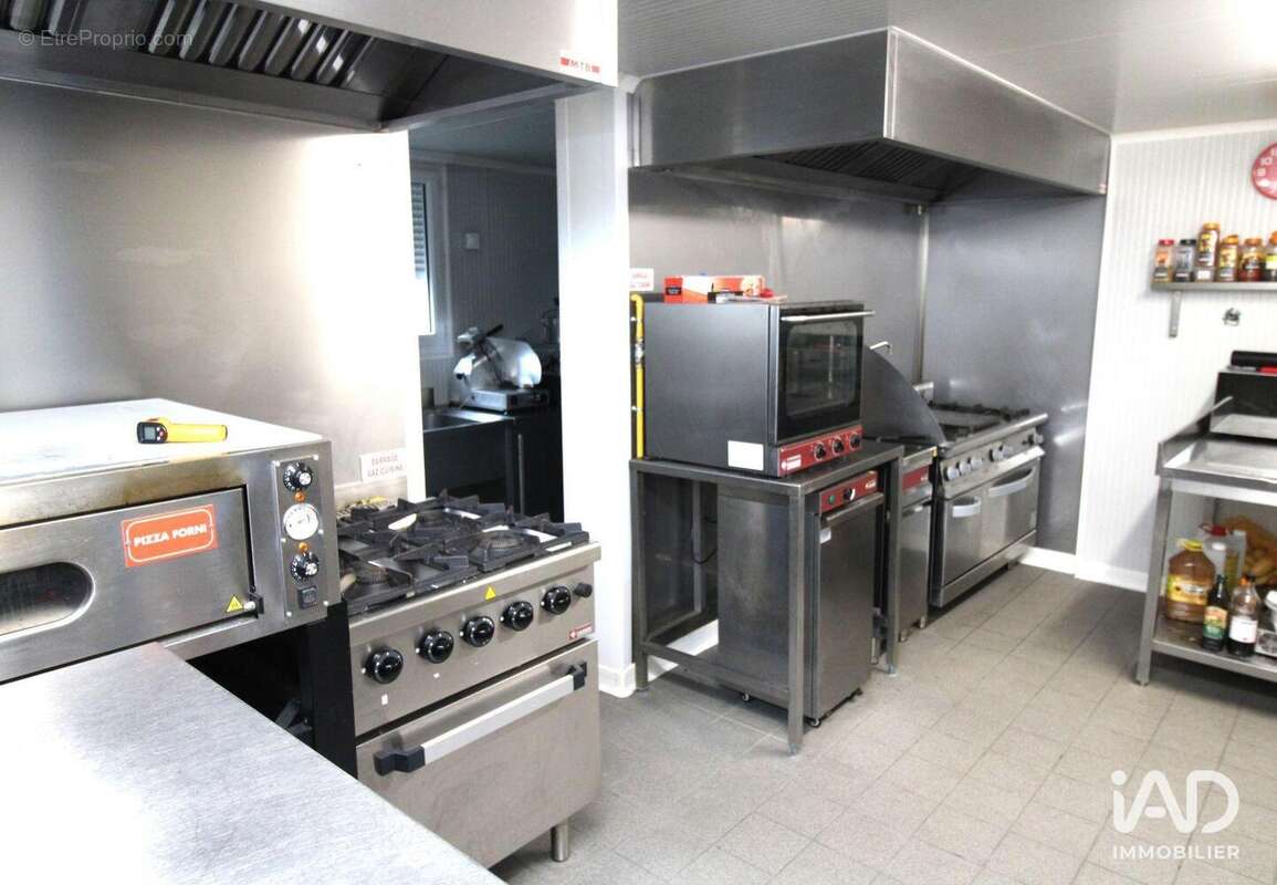 Commerce 135 m² à Herbault  - photo 5