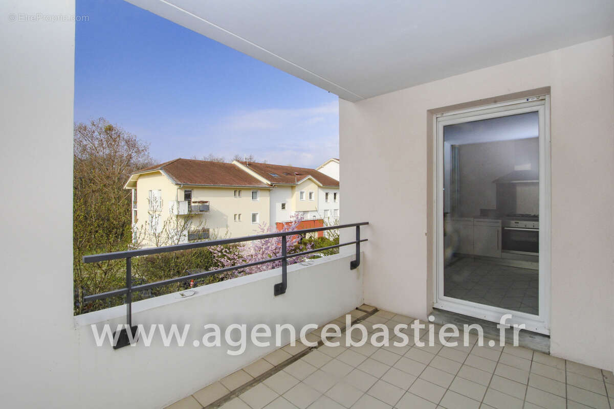 Appartement à ORNEX