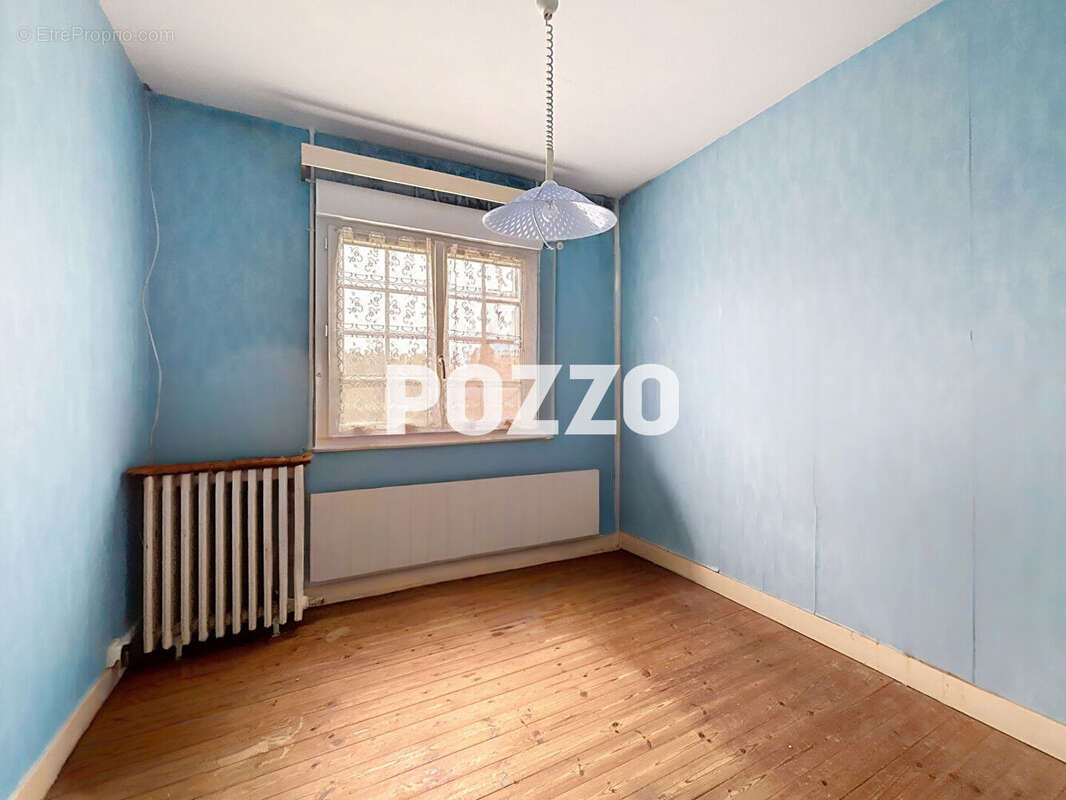 Commerce à SAINT-SAUVEUR-LENDELIN