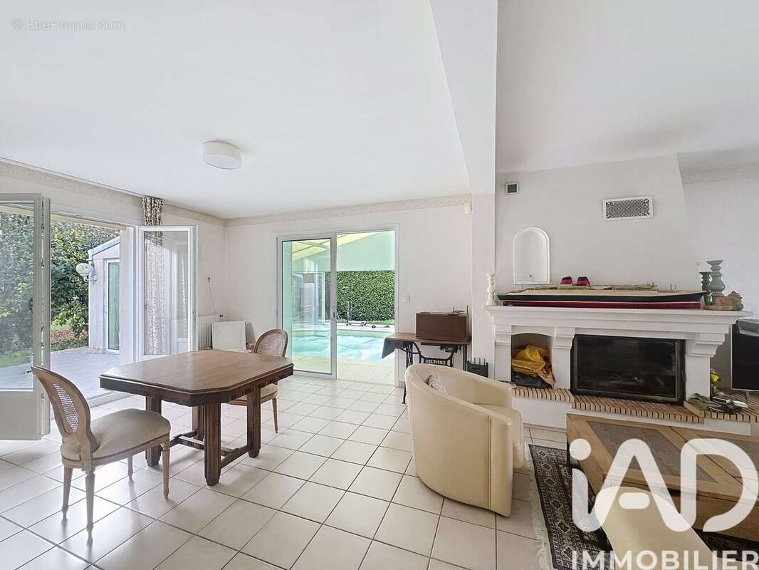Maison 165 m² à Favieres  - photo 7
