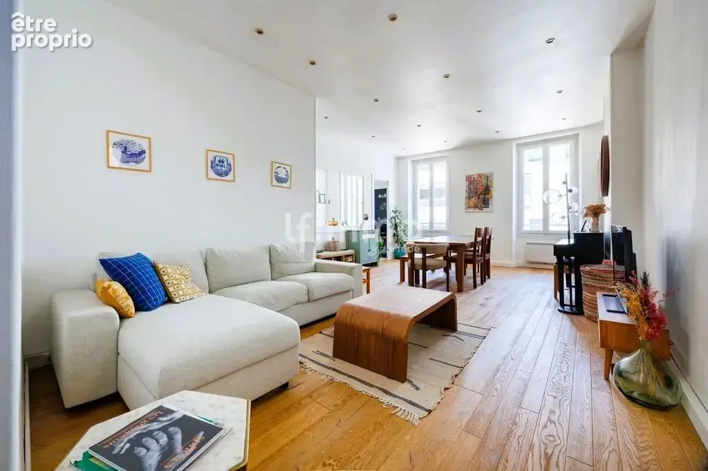 Appartement à MARSEILLE-6E