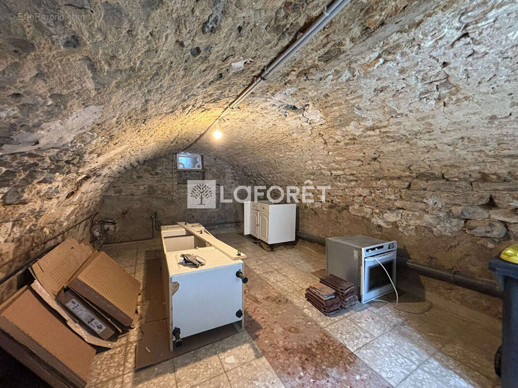 Maison à SAINT-MARTIN-LA-GARENNE