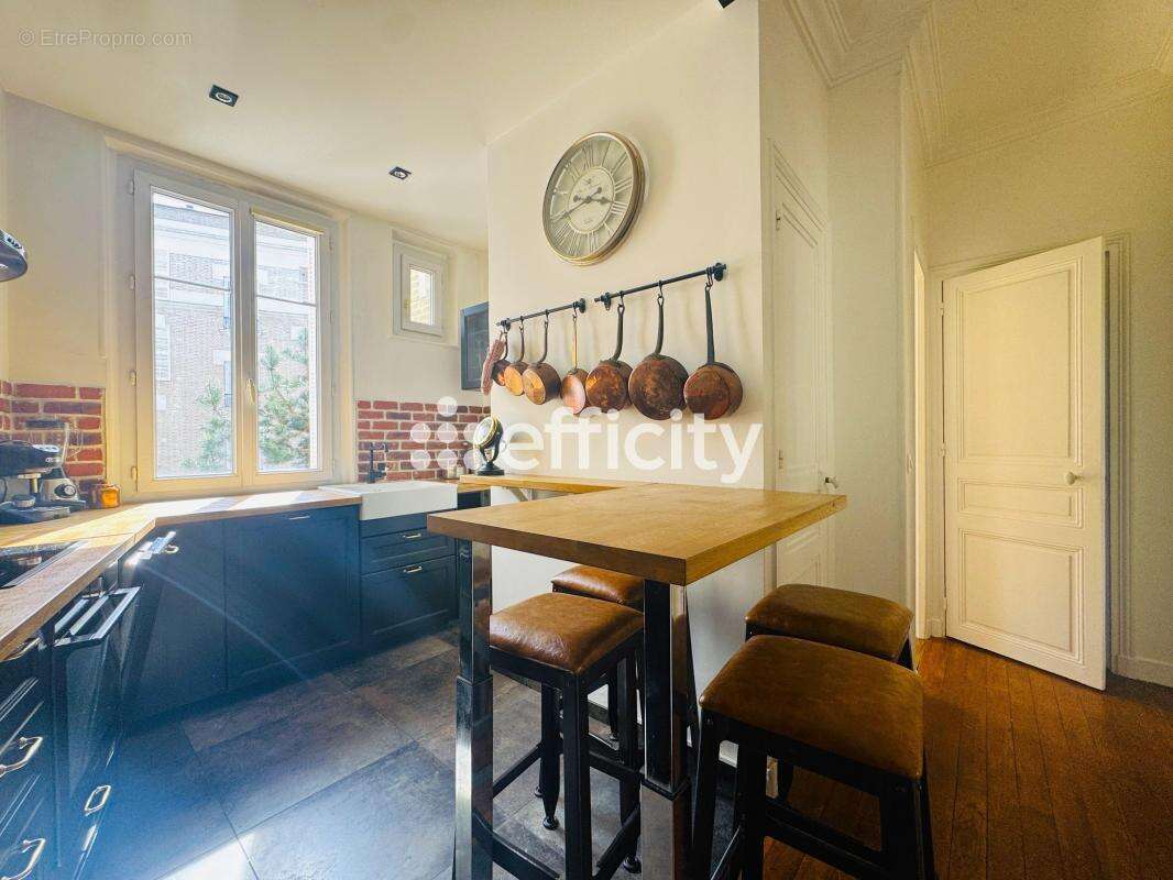 Appartement à MAISONS-ALFORT