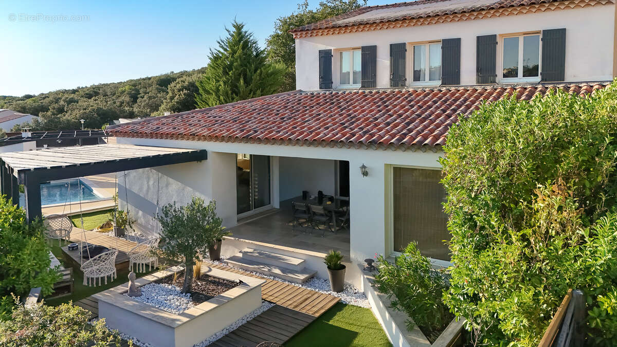 Maison de charme 6p. 4 ch. piscine, suite parentale, garage, panneaux photovoltaïques - photo 31