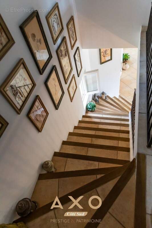 Maison à MEYRARGUES